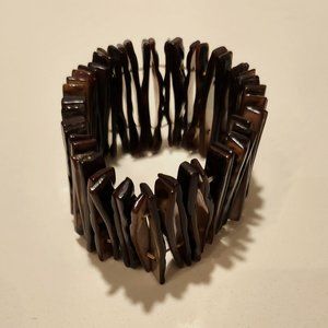 Vintage Brown Stretchy Shell Bracelet